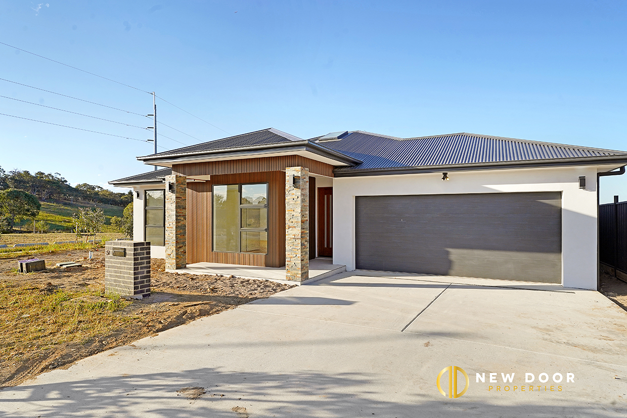 51 Briand Crescent, GOOGONG, NSW